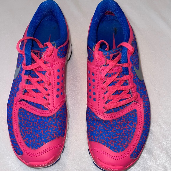 EC Nike Free 5.0 V4 Hyper Pink/Cobalt Blue 511281-605 Running Shoe Womens Size 7 - Picture 2 of 9